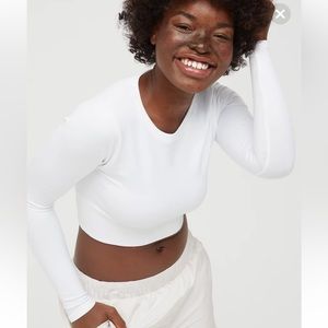 NWT OFFLINE By Aerie Sidewalk Seamless Long Sleeve Cropped T-Shirt